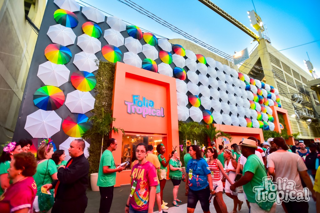 ENTRADA-FOLIA-TROPICAL